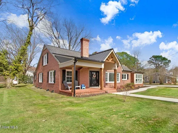 305 E First Street, Princeton, NC 27569