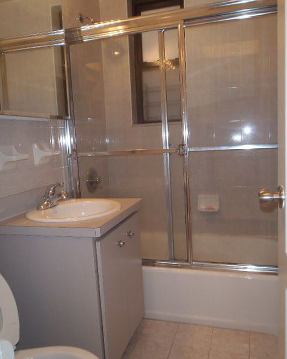 1st image of 10311 68th Dr APT 3M