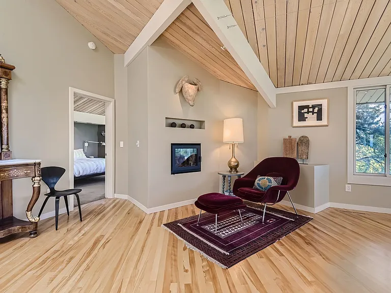 450 College Ave — Photo 35