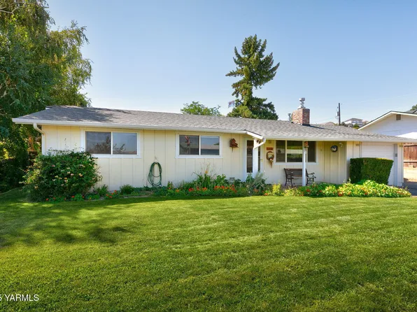 1102 W Naches Ave, Selah, WA 98942