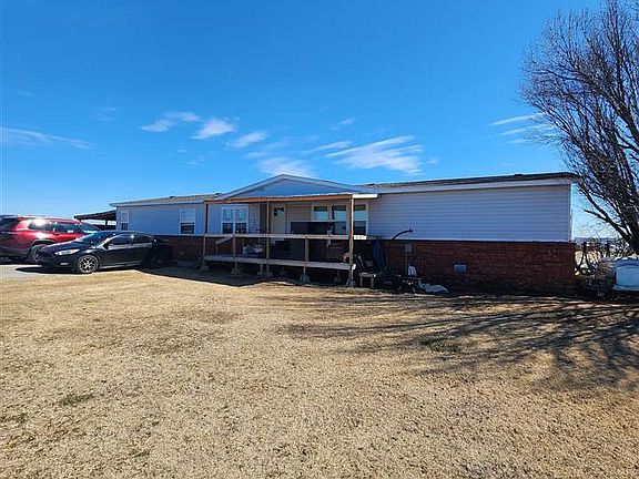 2nd image of 11390 NE Trail Rd