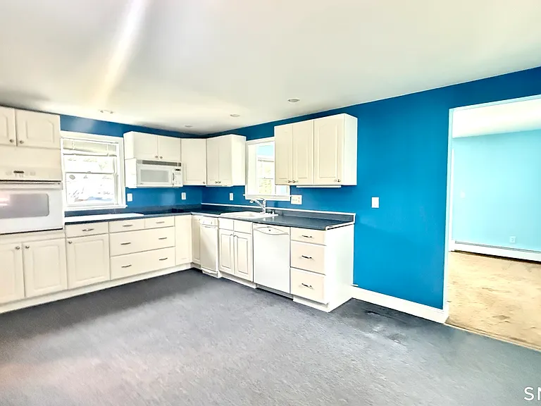 1519 Sullivan Ave — Photo 20