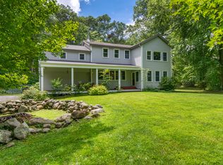 77 Mills Rd, North Salem, NY 10560