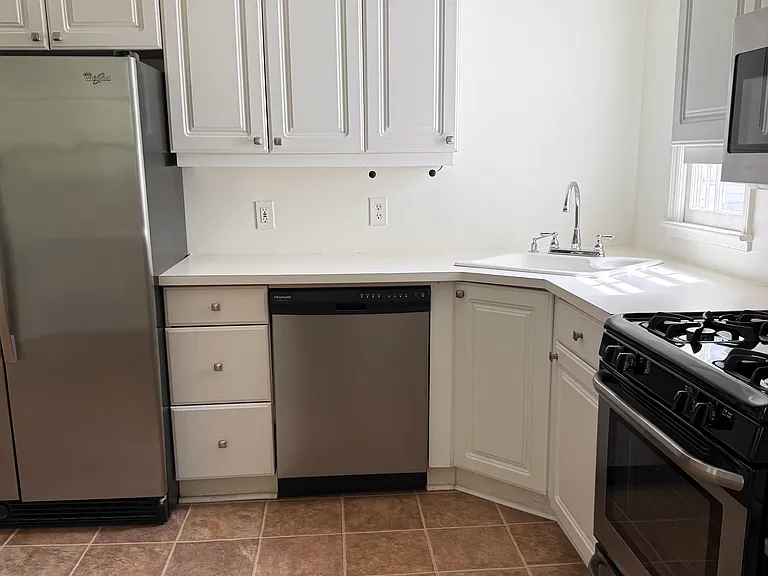 1177 Edie Ave SE — Photo 6