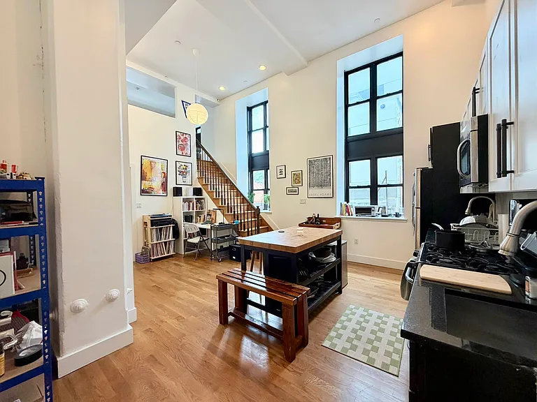 53 S 11th St #1C — Photo 1