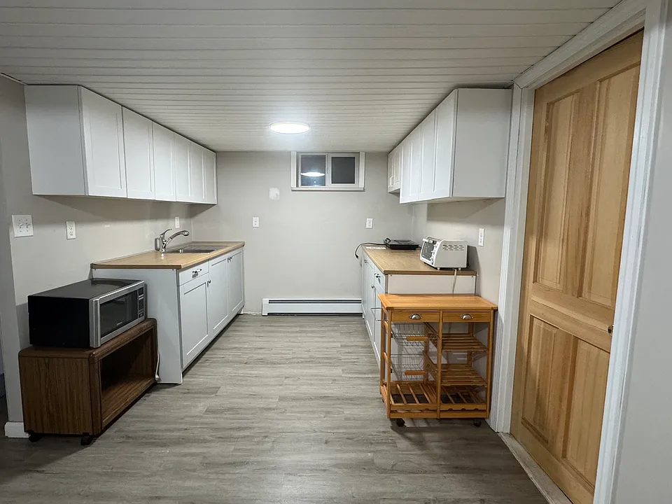 11 Benedict Rd #1A