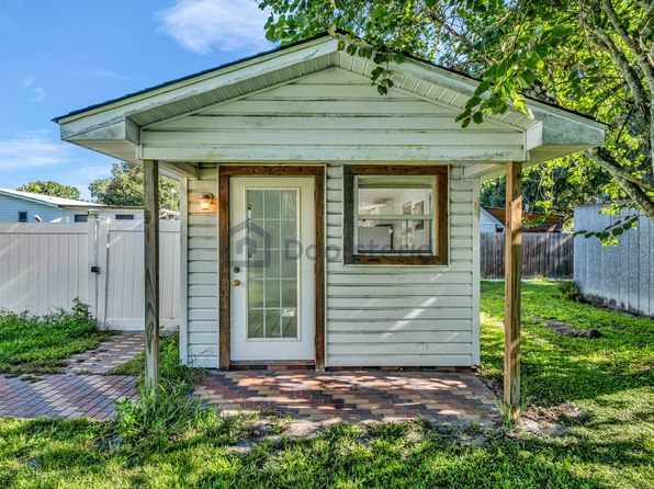 255 N Myrtle Dr #B