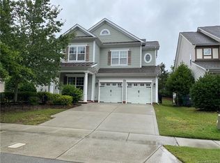 9518 Ridgeforest Dr, Charlotte, NC 28277