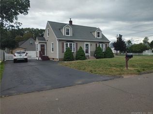 9 Arthur Rd, East Haven, CT 06512