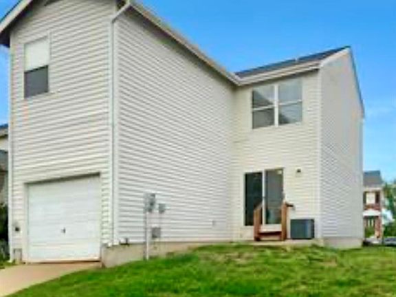 2nd image of 833 Brookmead Dr