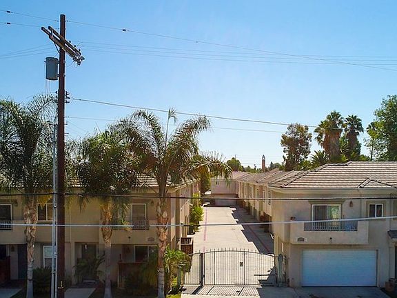 3rd image of 7132 Farralone Ave Unit 211