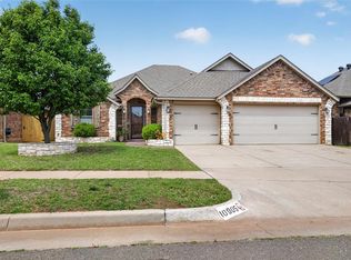 10905 SW 30th Ter, Yukon, OK 73099