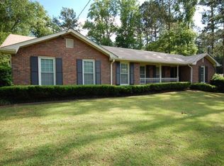 5940 Little Mountain Dr, Ellenwood, GA 30294