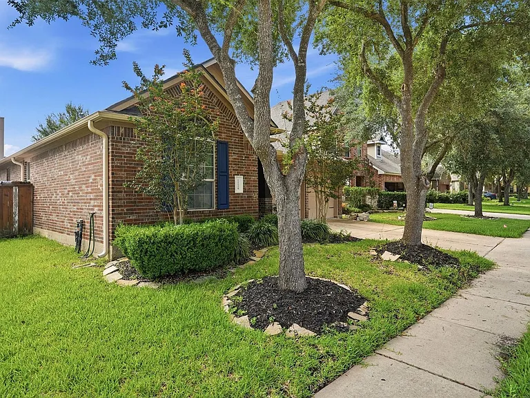 11126 Celano Dr — Photo 3