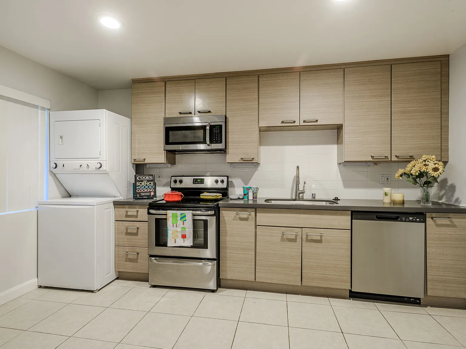 1 bed, 728 sqft, $3,150 — Photo 4