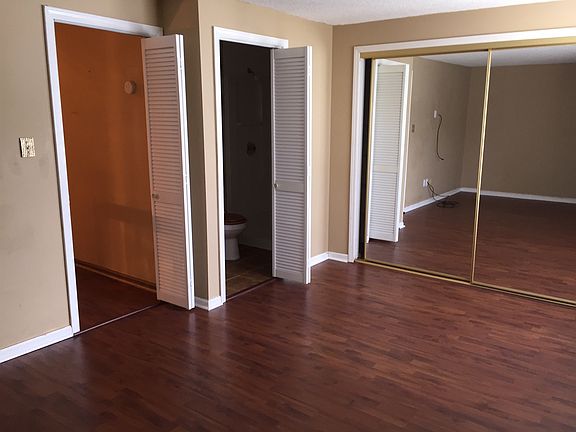 2nd image of 5304 Fair Wind Ln