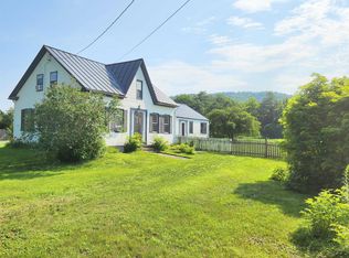 6 River Rd, Piermont, NH 03779