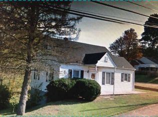 97 Main St, Ridgeway, VA 24148