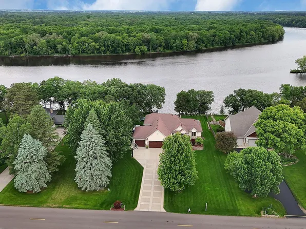 10283 Ferry Point Pl NW, Rice, MN 56367