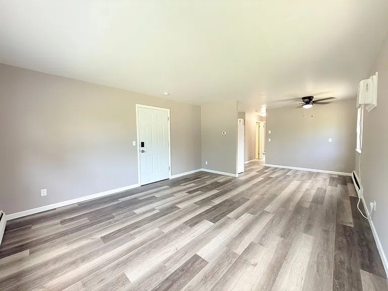 1134 Omena Pl — Photo 3
