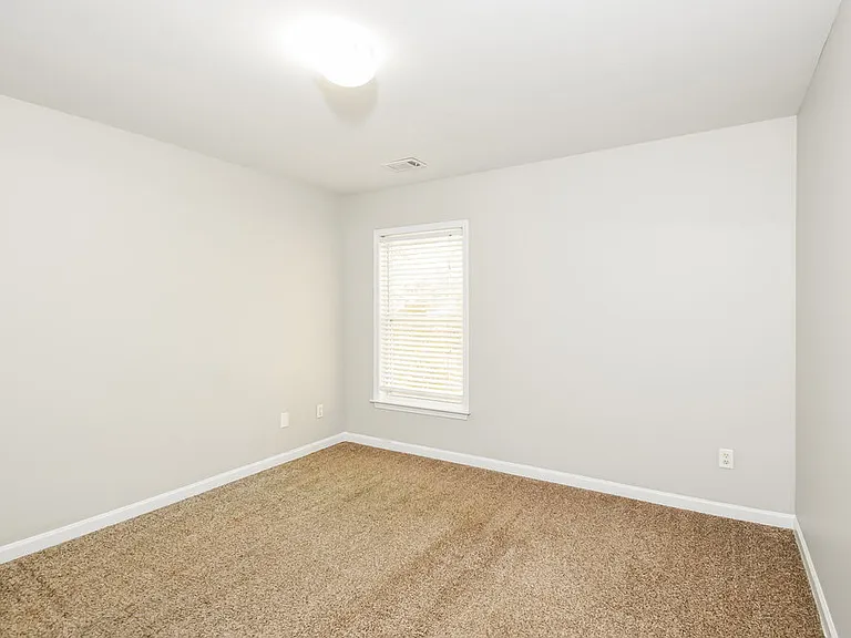 1 Horseshoe Ln — Photo 13
