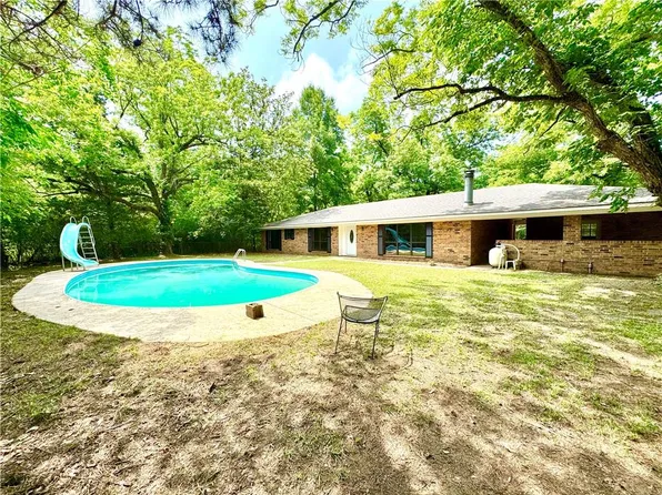 121 Ryland Rd, Pineville, LA 71360