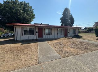 188 N 11th St, Coos Bay, OR 97420