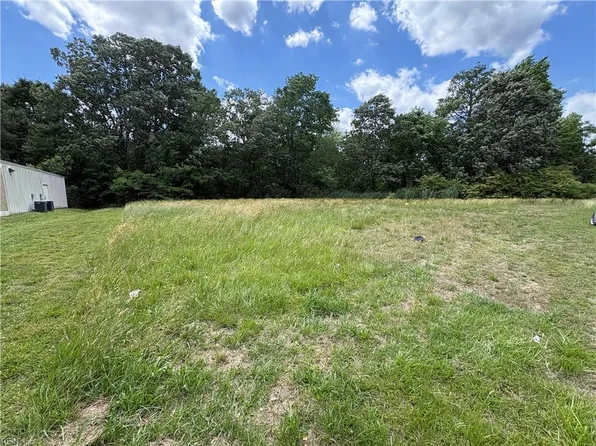 513 S Lynnhaven Rd, Virginia Beach, VA 23452