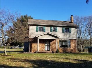 1378 Slater Rd, Salem, OH 44460