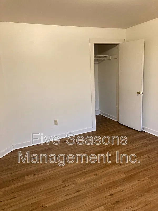 1 bed, 1.0 bath, 450 sqft, $1,400 — Photo 3