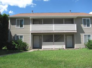101 Bunting Ln, Mankato, MN 56001