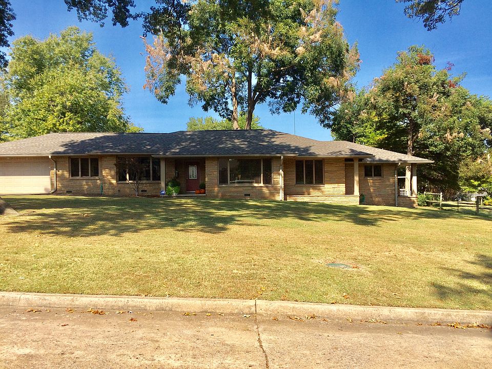 2915 E 32nd St, Tulsa, OK 74105 | Zillow