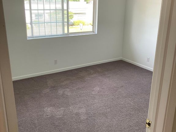 4th image of 2244 Clyde Park Ave SW #5