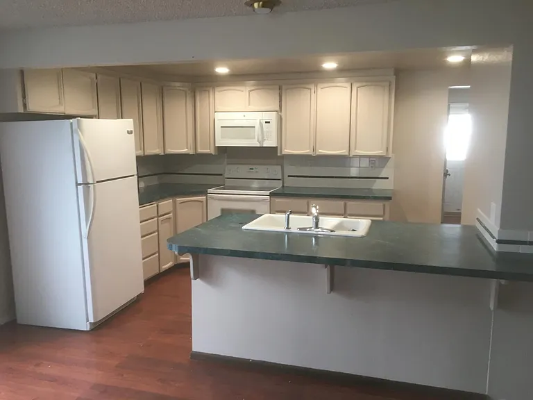 10188 Cherry Ln — Photo 3