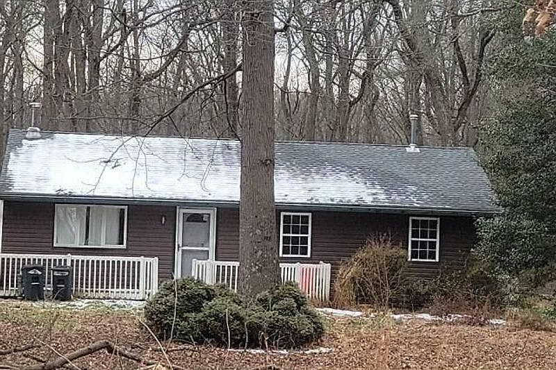 1st image of 648 Penns Grove Auburn Rd