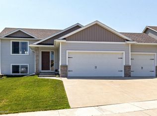 4420 35th St NW, Rochester, MN 55901