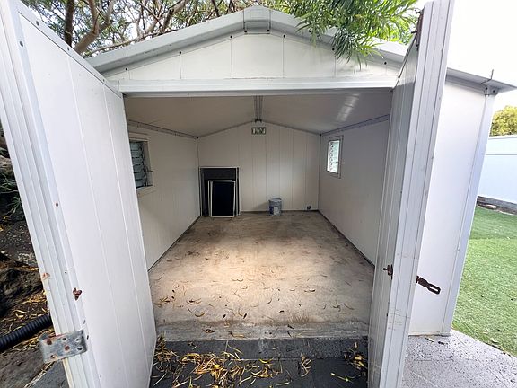 4th image of 5496 Kalanianaole Hwy #D