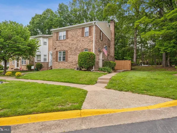 9112 Galbreth Ct, Springfield, VA 22153