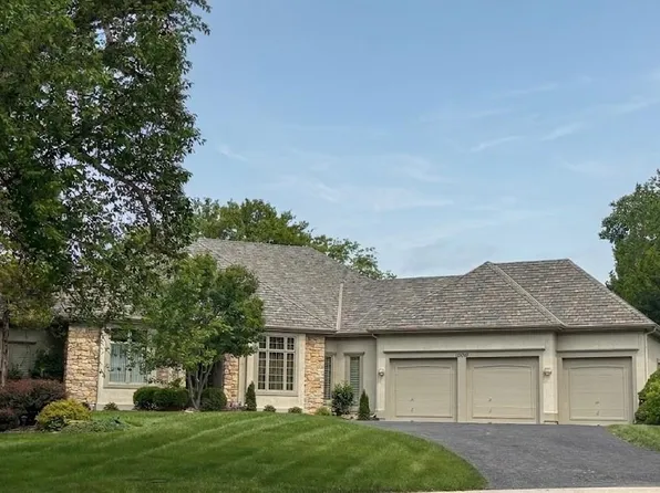 16890 Meadow Ln, Village Of Loch Lloyd, MO 64012