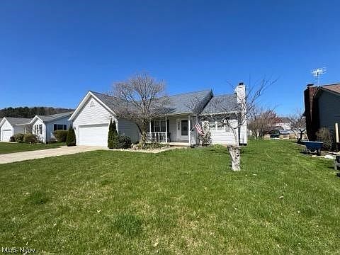 3rd image of 437 Donald Dr SW