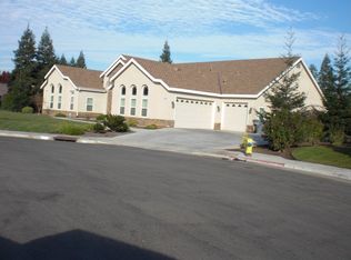 2605 Cypress Ave, Clovis, CA 93611