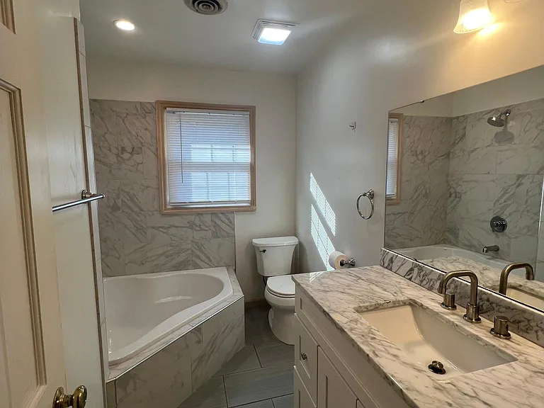 107 Brookwood Dr — Photo 15