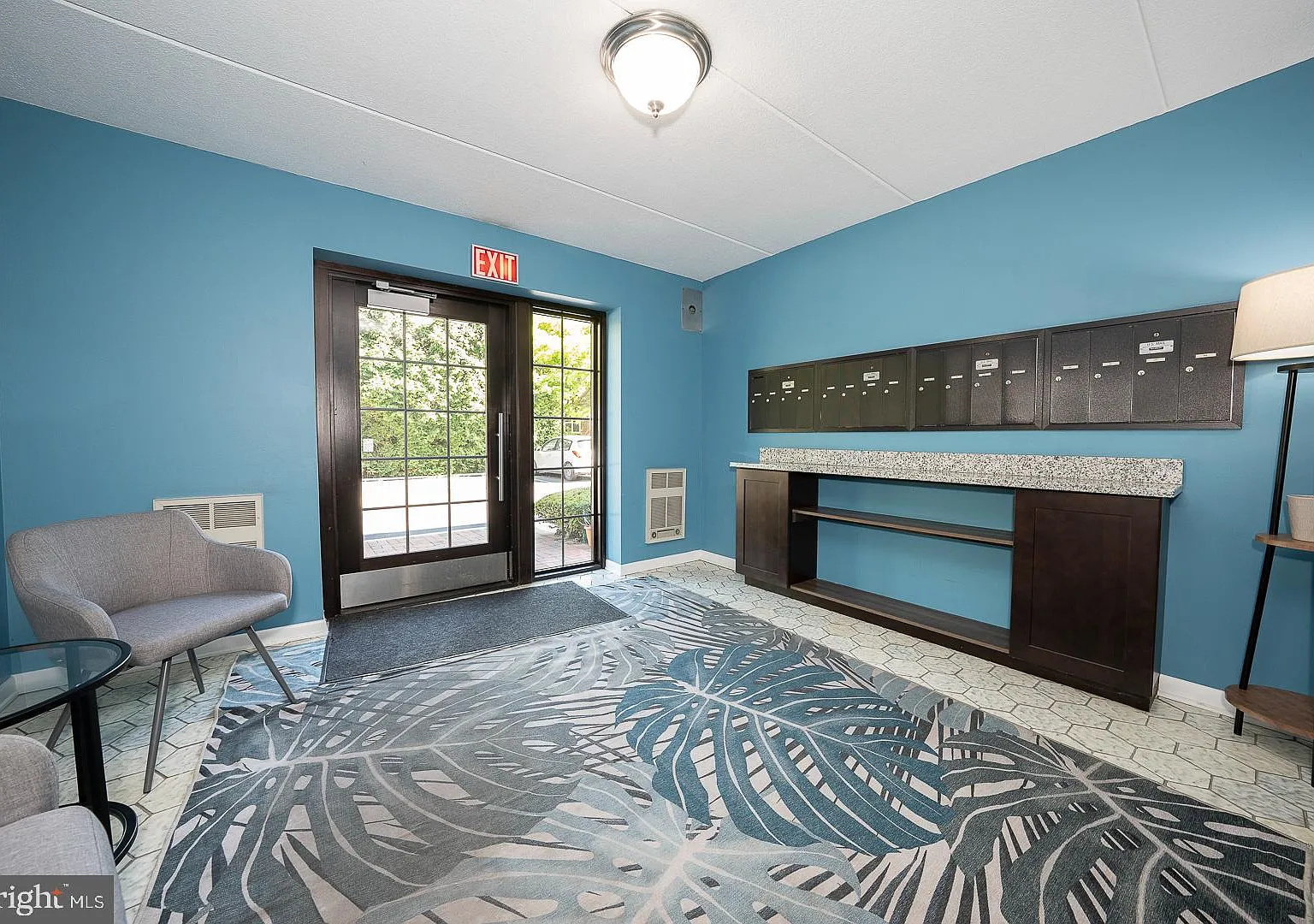3 bed, 1270 sqft, $3,200 — Photo 3