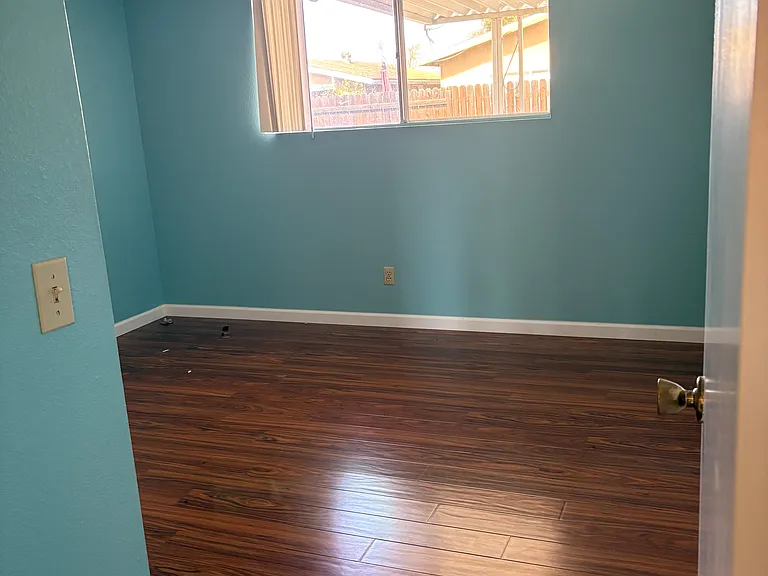 2288 Cristobal Ave — Photo 9