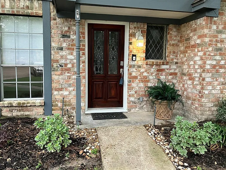 11602 Jaycreek Dr — Photo 2