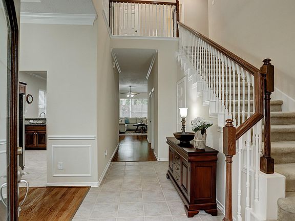 3rd image of 1446 Sherwood Park Cir