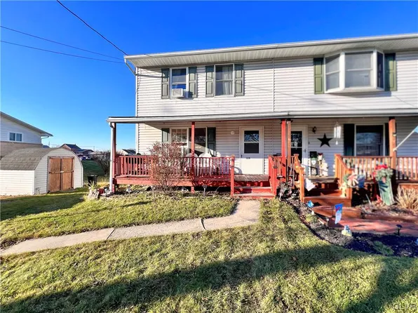 108 E Hunter St, Mertztown, PA 19539