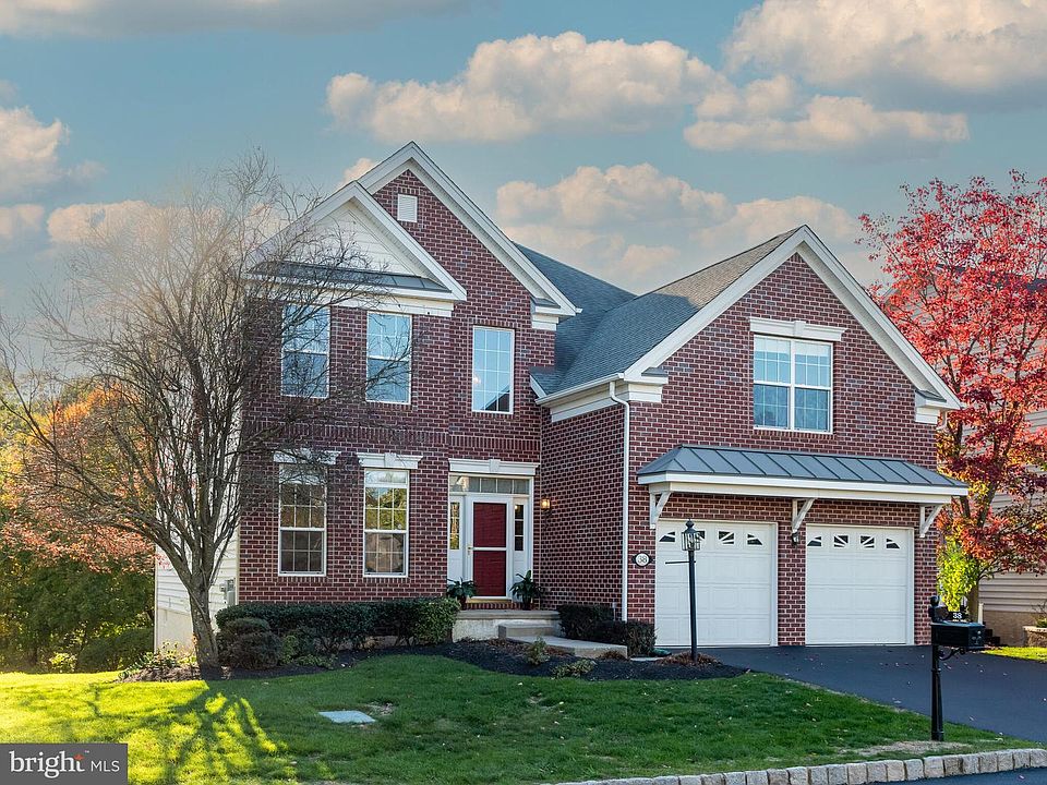 1st image of 38 Quail Dr S