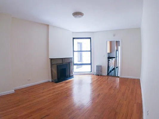 Rented by Urban Real Estate Inc | media 2