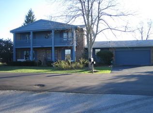 723 Jersey Heights Dr, Maysville, KY 41056
